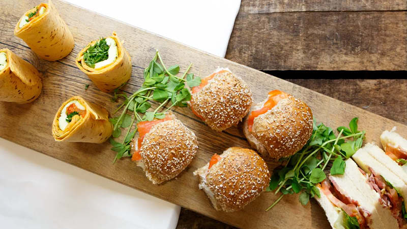 Professional event tips for hosting your Christmas party at home