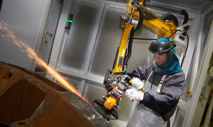 Professional partnership: Cobots offer more strength and safety in some industrial processes