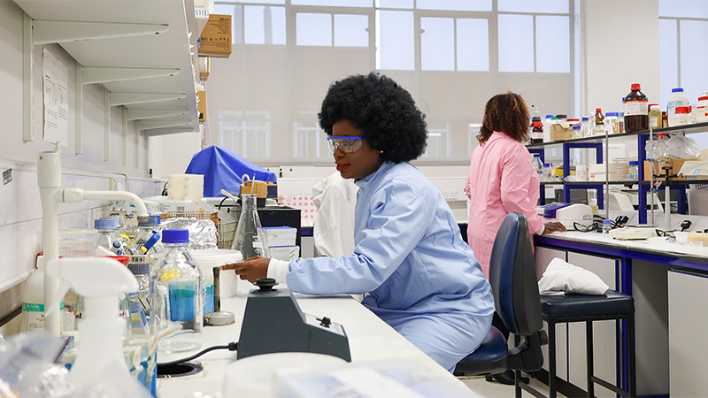 Dr Adenike Akinsemolu in the lab