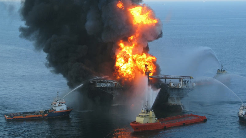 Deepwater Horizon offshore drilling unit on fire, 2010