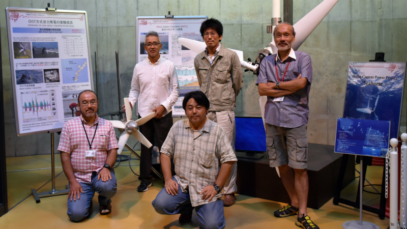 Kenichiro Soga, Hideki Takebe, Jun Fujita, Katsutoshi Shirasawa and Professor Shintake (Credit: OIST)