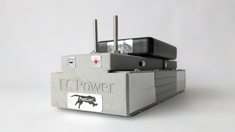 The black box on top of the fast-charging battery contains a battery management system to control the module (Credit: EC Power)