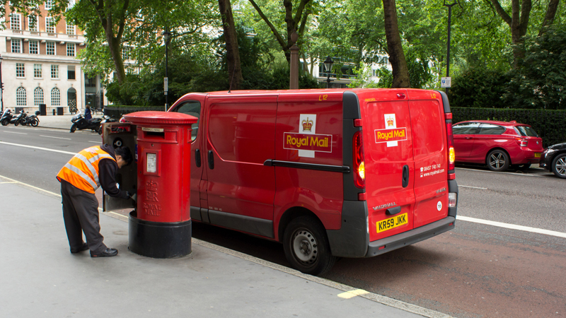 A non-electric Royal Mail van (Credit: iStock)