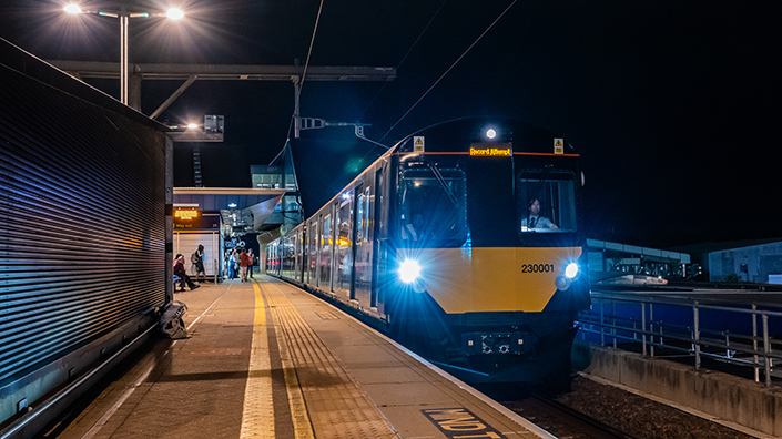 The train on its record-breaking run