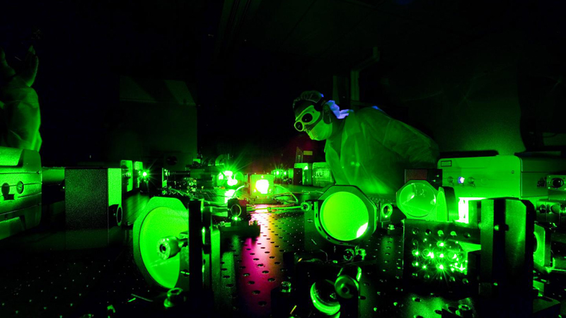 A scientist at work in the Extreme Light Laboratory at the University of Nebraska-Lincoln (Credit: University Communication/ University of Nebraska-Lincoln)