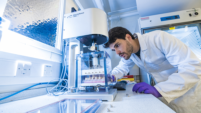 A researcher at the Henry Royce Institute