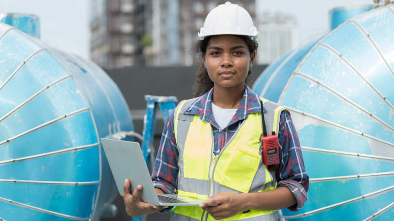 'A staggering 98% of young women said they wouldn’t choose a career in construction' (Credit: Shutterstock)