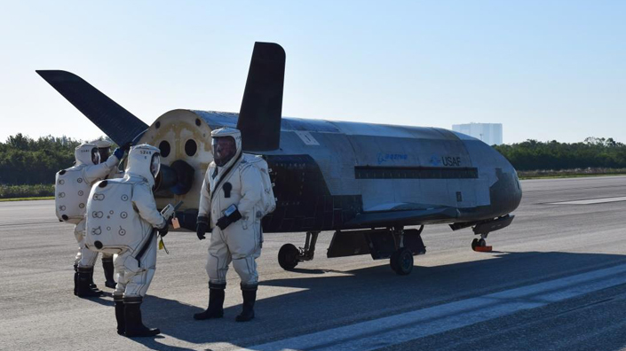 The X-37B Orbital Test Vehicle-4 lands at Kennedy Space Center (Credit: U.S. Air Force)