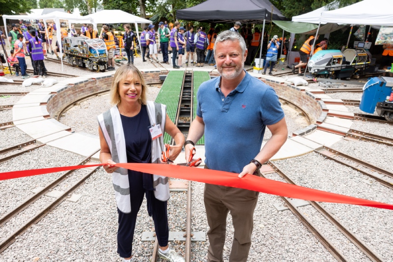 Alice Bunn and Lord Gretton unveiling new turntable at Railway Challenge 2025 Alice Bunn and Lord Gretton unveiling new turntable at Railway Challenge 2025