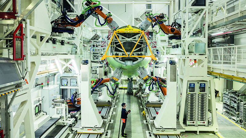 Lighed Forenkle rookie FEATURE: Robots take on more aerospace tasks thanks to accuracy boost